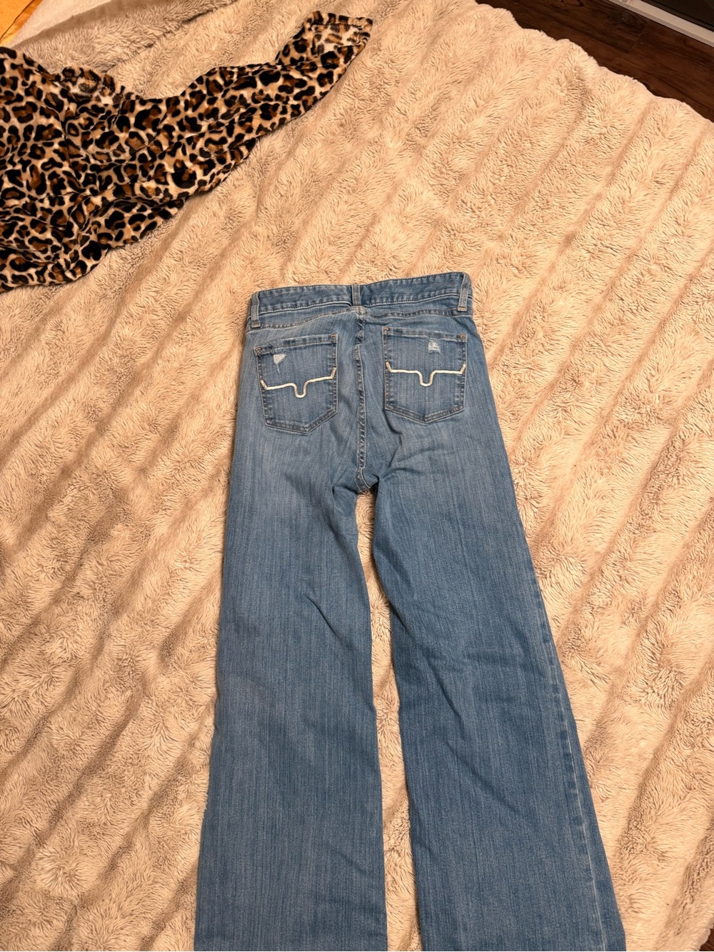 Kimes Olivia’s 4/34